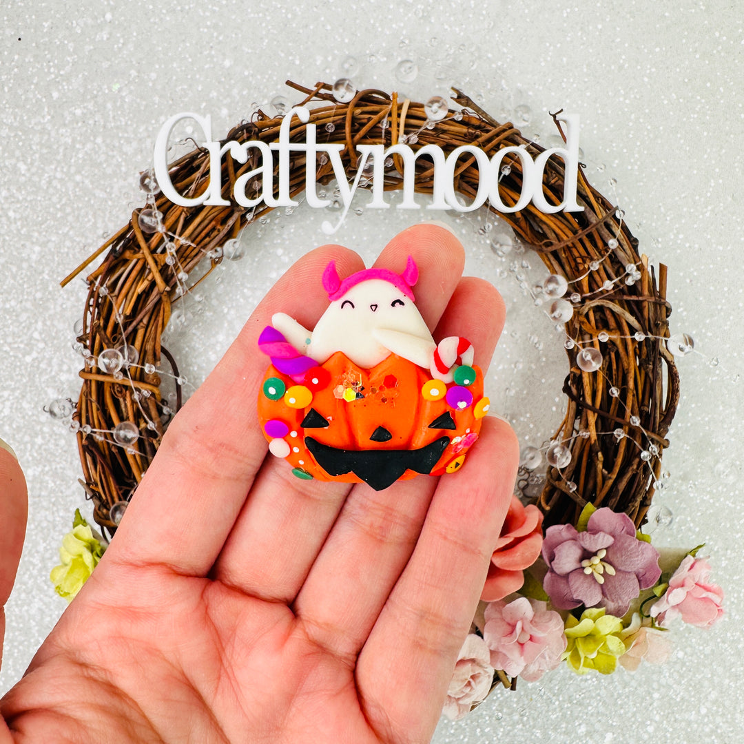 Ghost festive pumpkin - Embellishment Clay Bow Centre