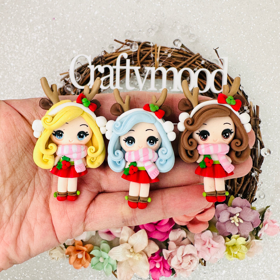 Warm Christmas reindeer girl - Handmade Flatback Clay Bow Centre