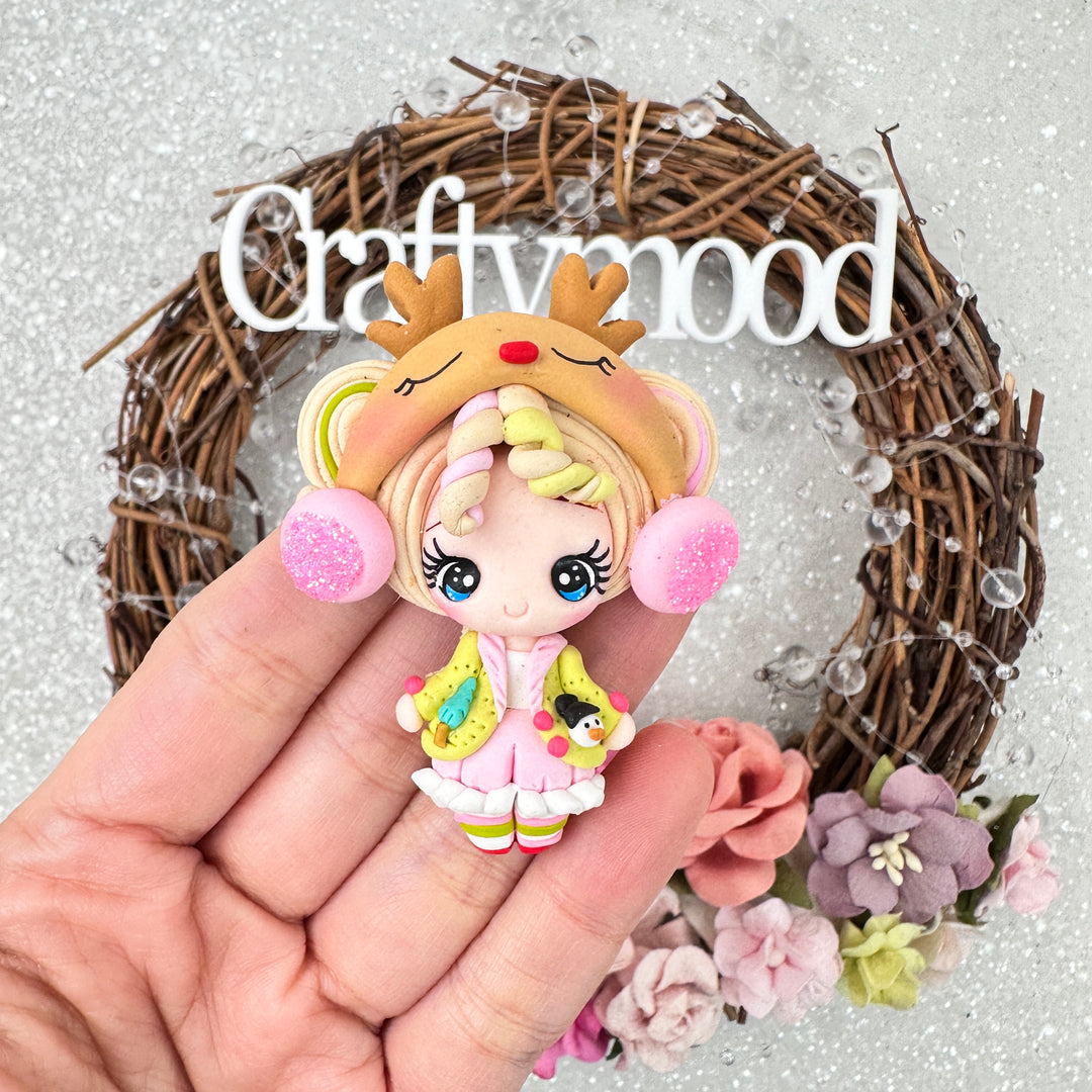 Warm Christmas girl blonde hair - Handmade Flatback Clay Bow Centre