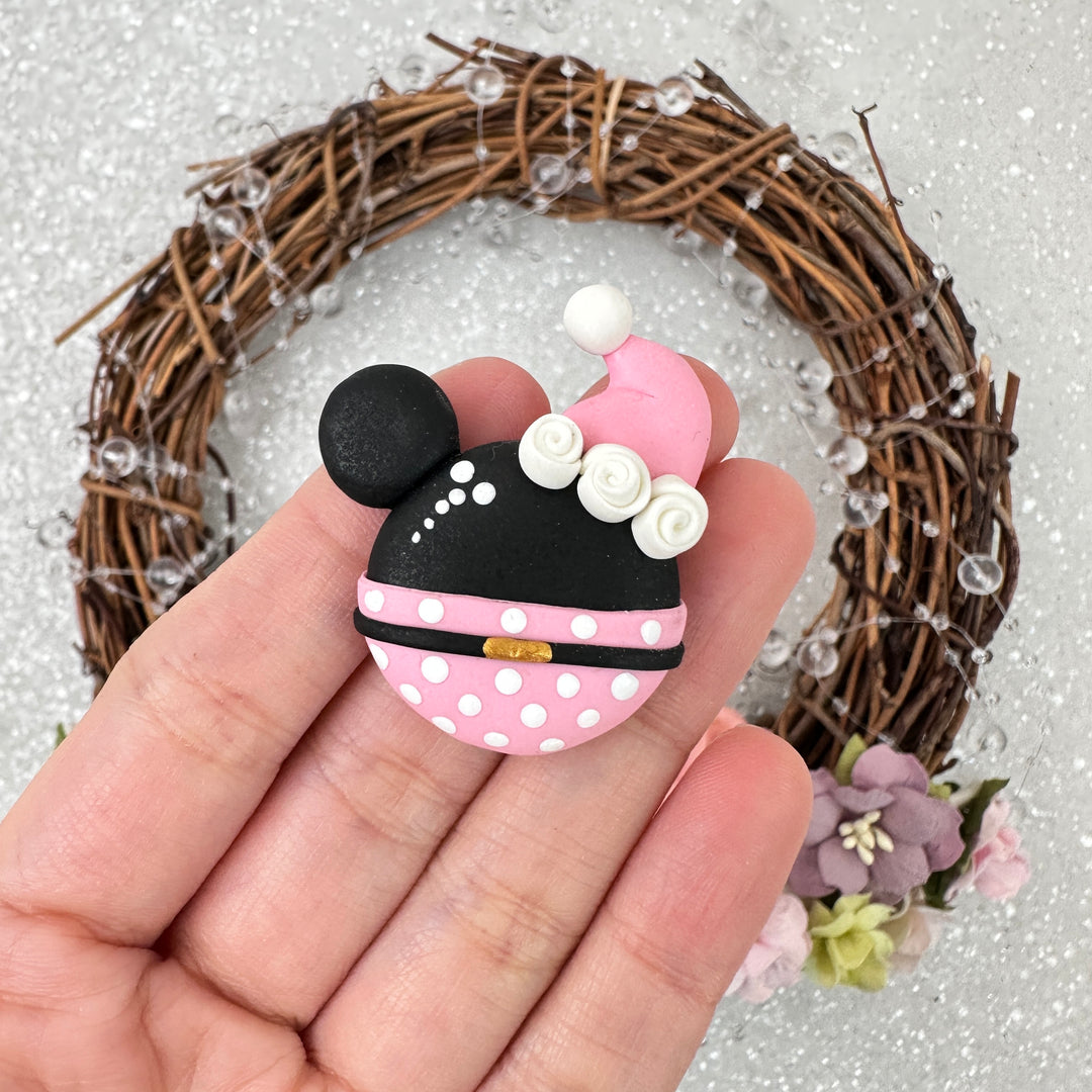 Mouse head pink Santa hat - Embellishment Clay Bow Centre