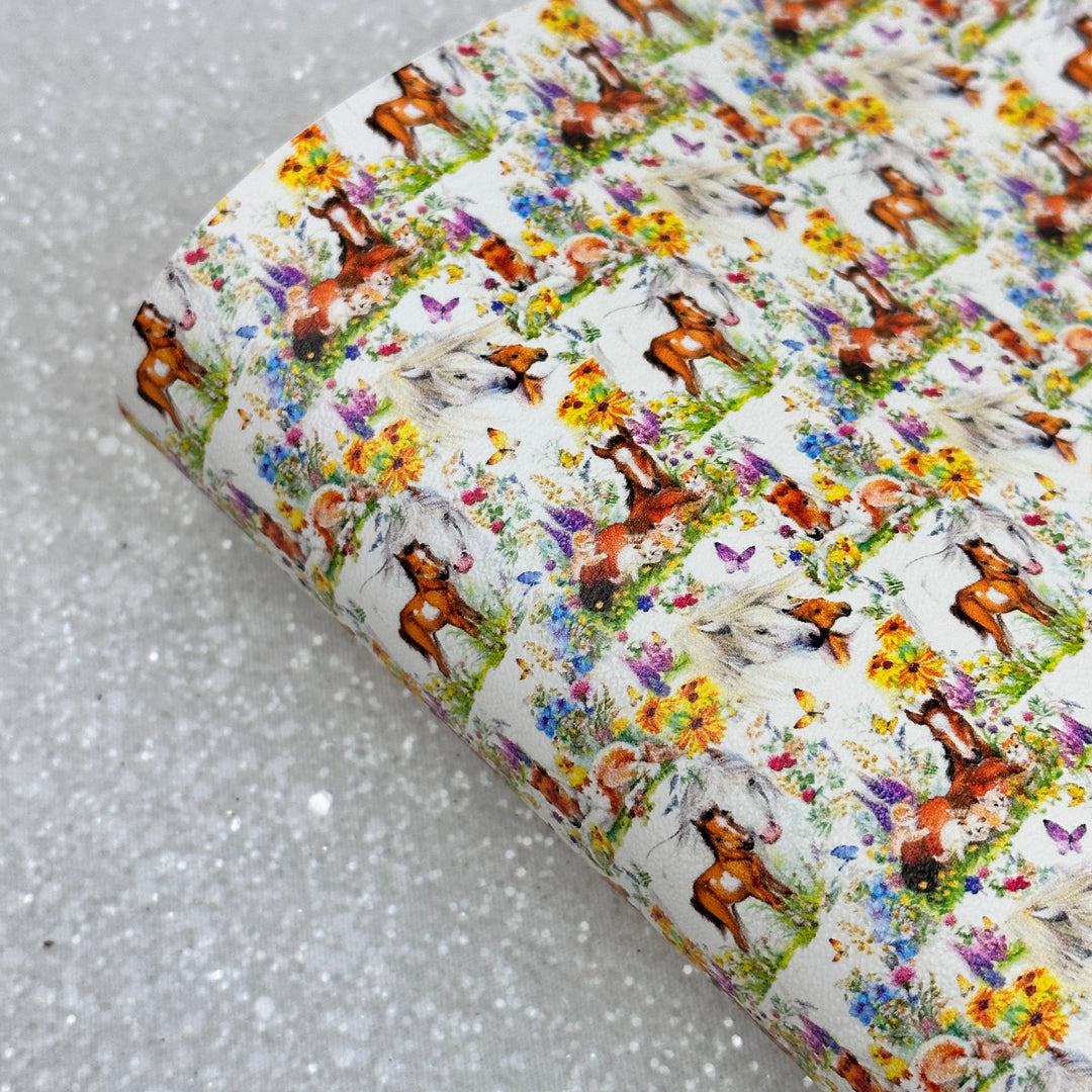 Farm animals horse - faux vegan Leather vinyl - canvas - choose Fabric material Sheets
