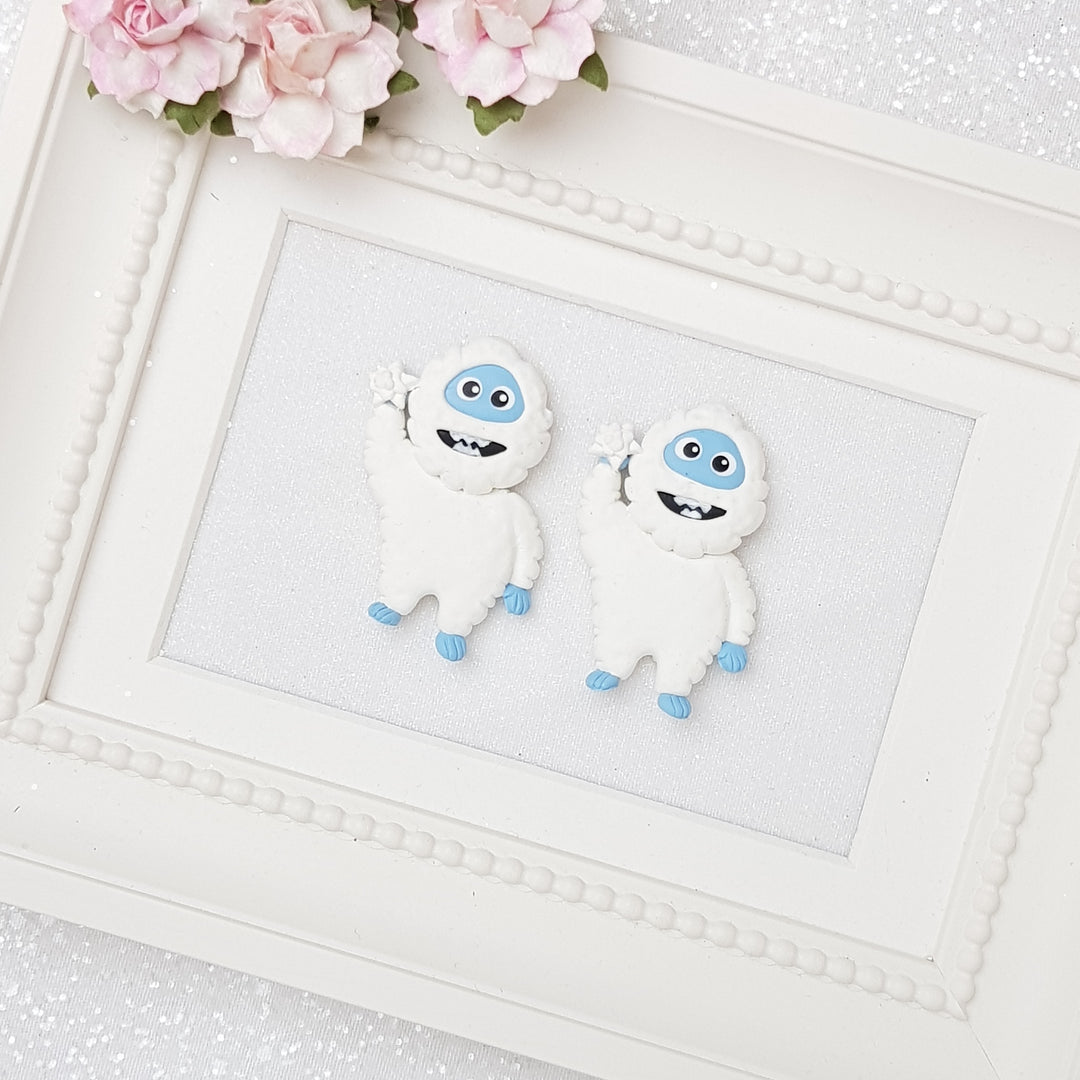 Big Eyes Yeti - Embellishment Clay Bow Centre - Crafty Mood