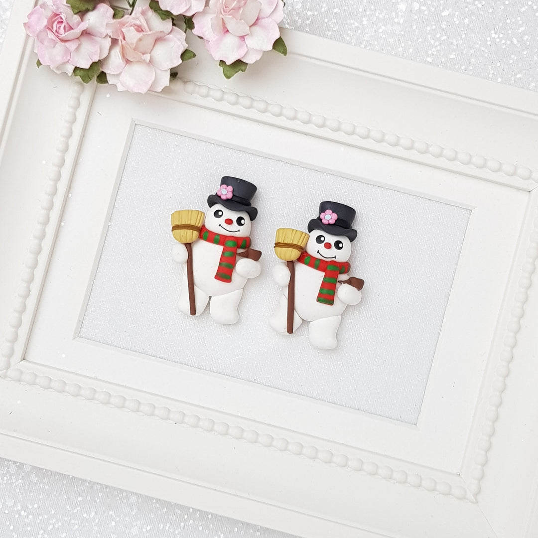 Big Eyes Snowman - Handmade Flatback Clay Bow Centre - Crafty Mood