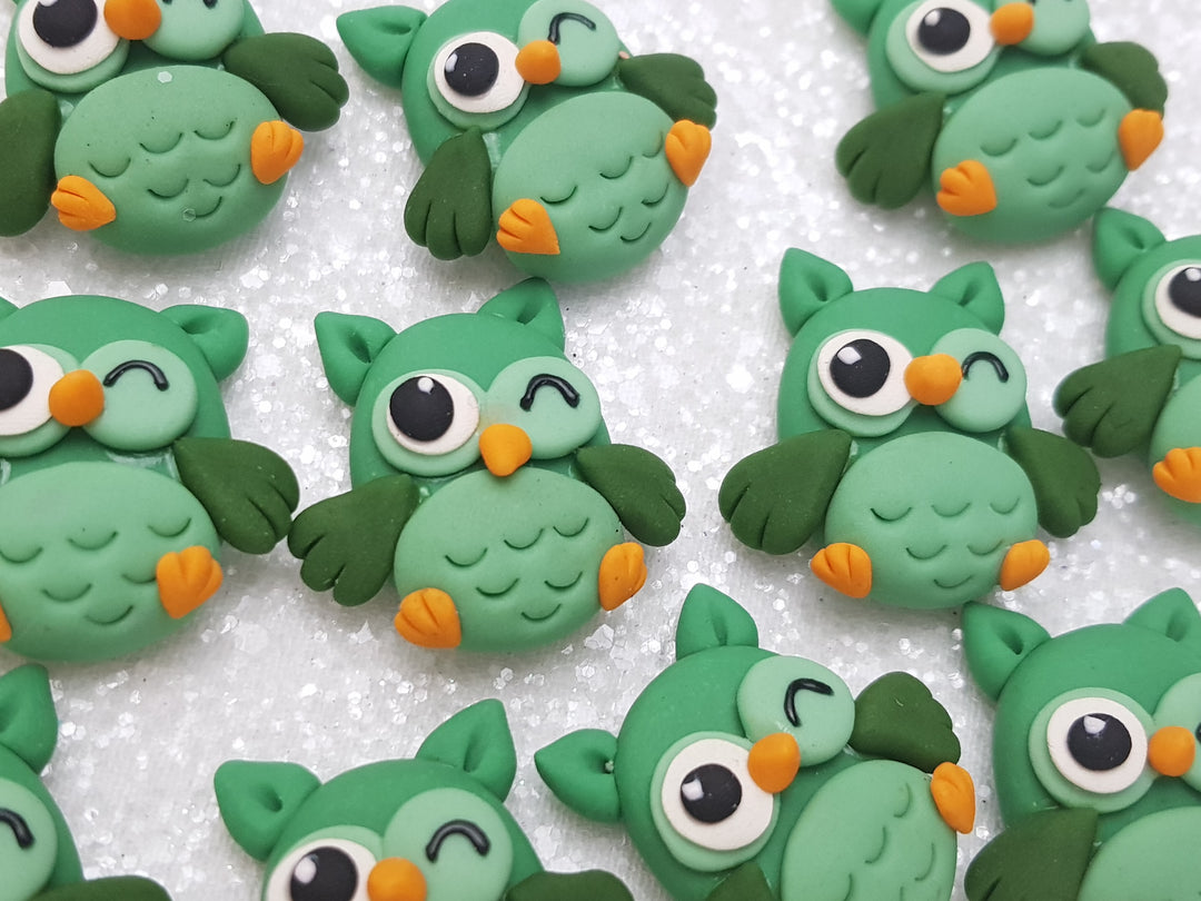 Clay Charm Embellishment - NEW OWL -GREEN - Crafty Mood