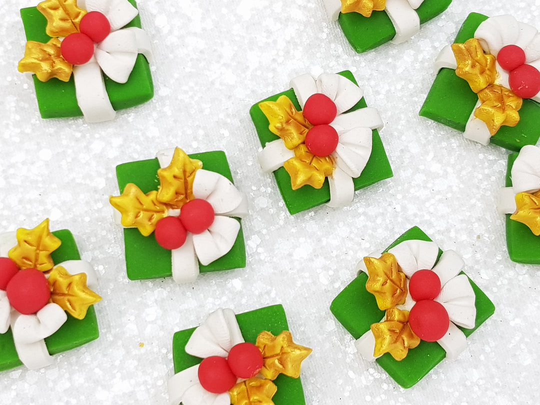 Clay Charm Embellishment - New Present - Green - Crafty Mood