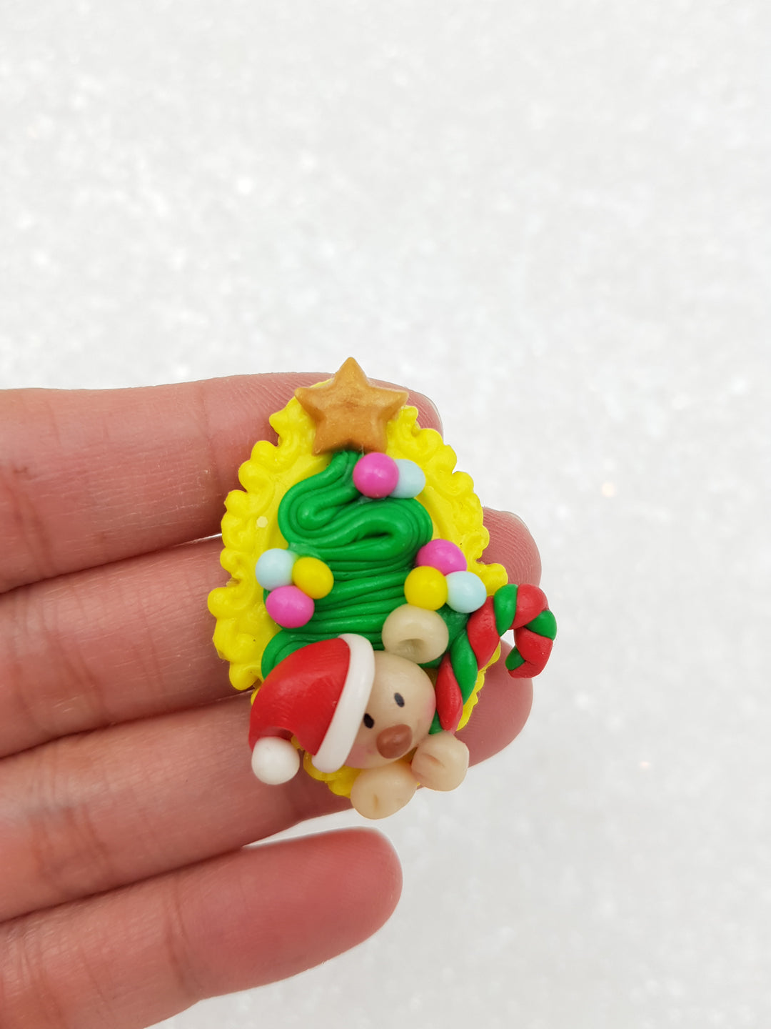 Clay Charm Embellishment - NEW Christmas Cameo - Crafty Mood