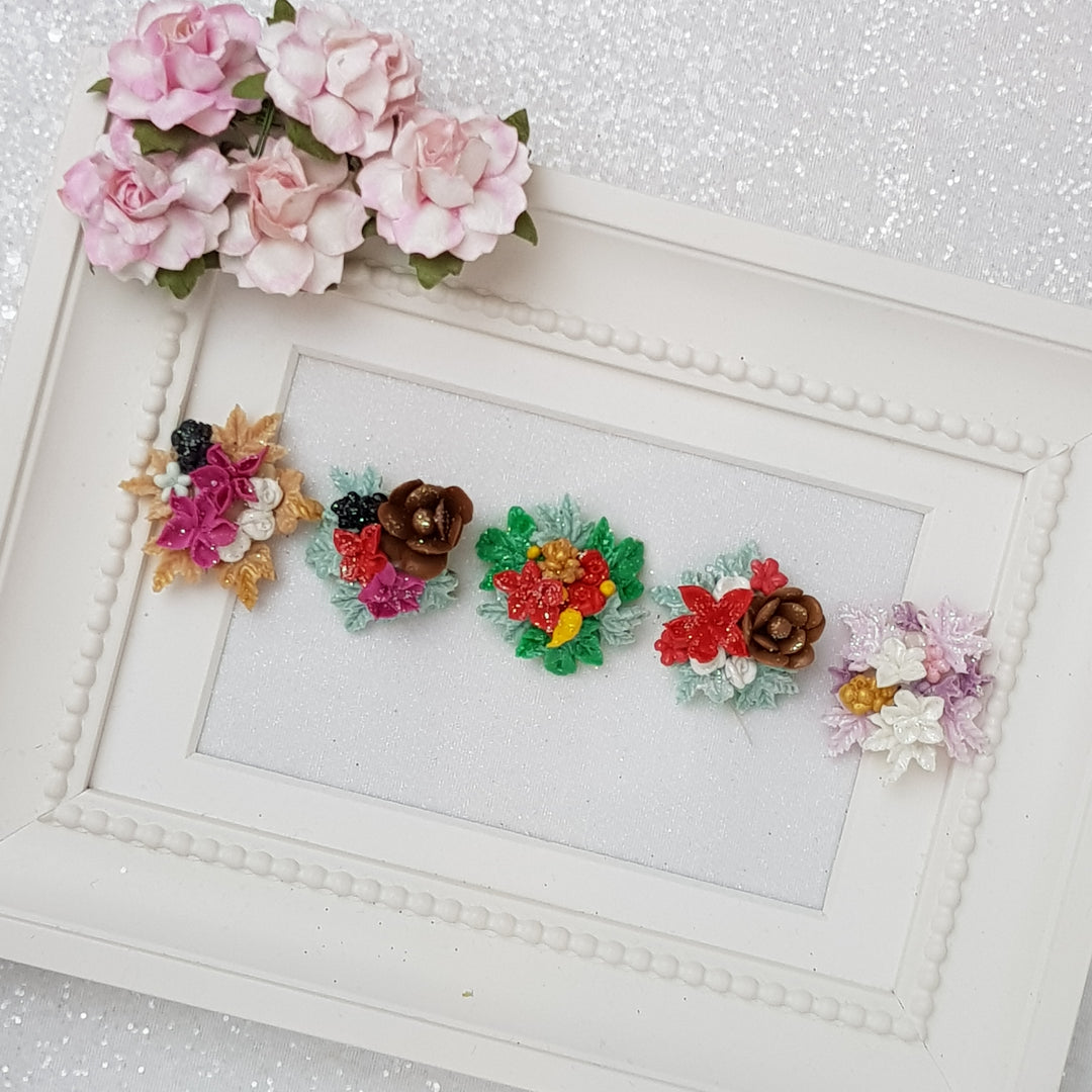 flower cluster - Handmade Flatback Clay Bow Centre - Crafty Mood