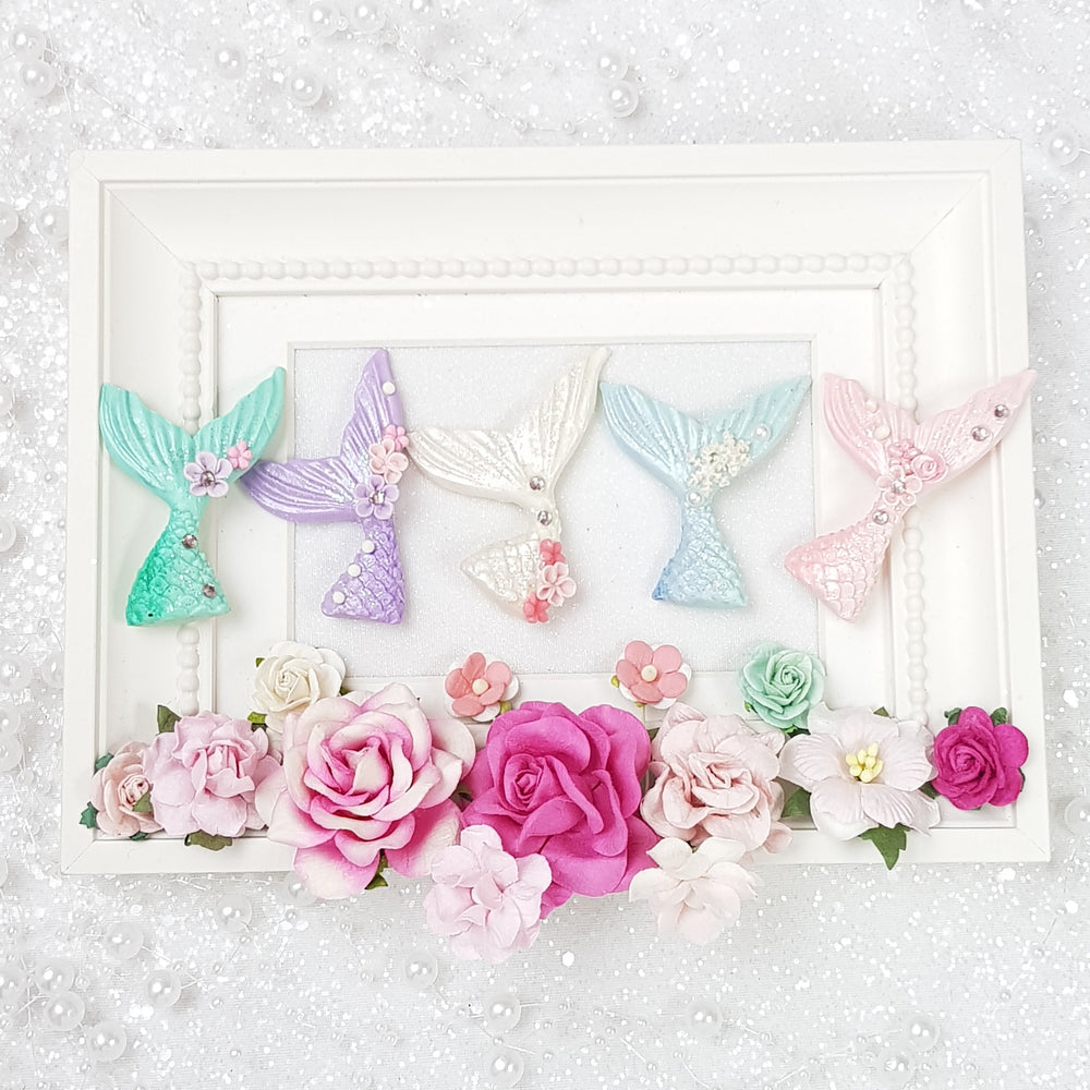 Pretty Fin mermaid tail - Handmade Flatback Clay Bow Centre - Crafty Mood