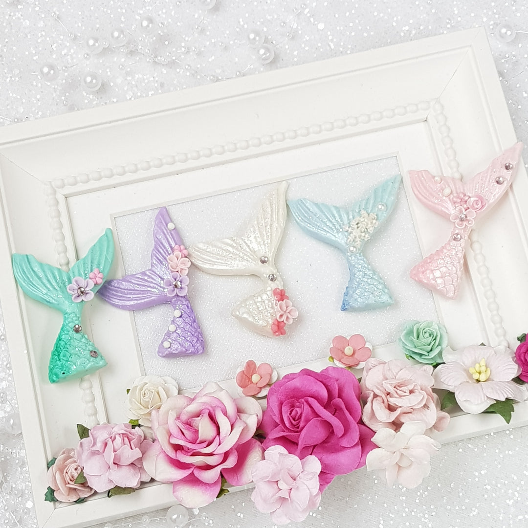 Pretty Fin mermaid tail - Handmade Flatback Clay Bow Centre - Crafty Mood