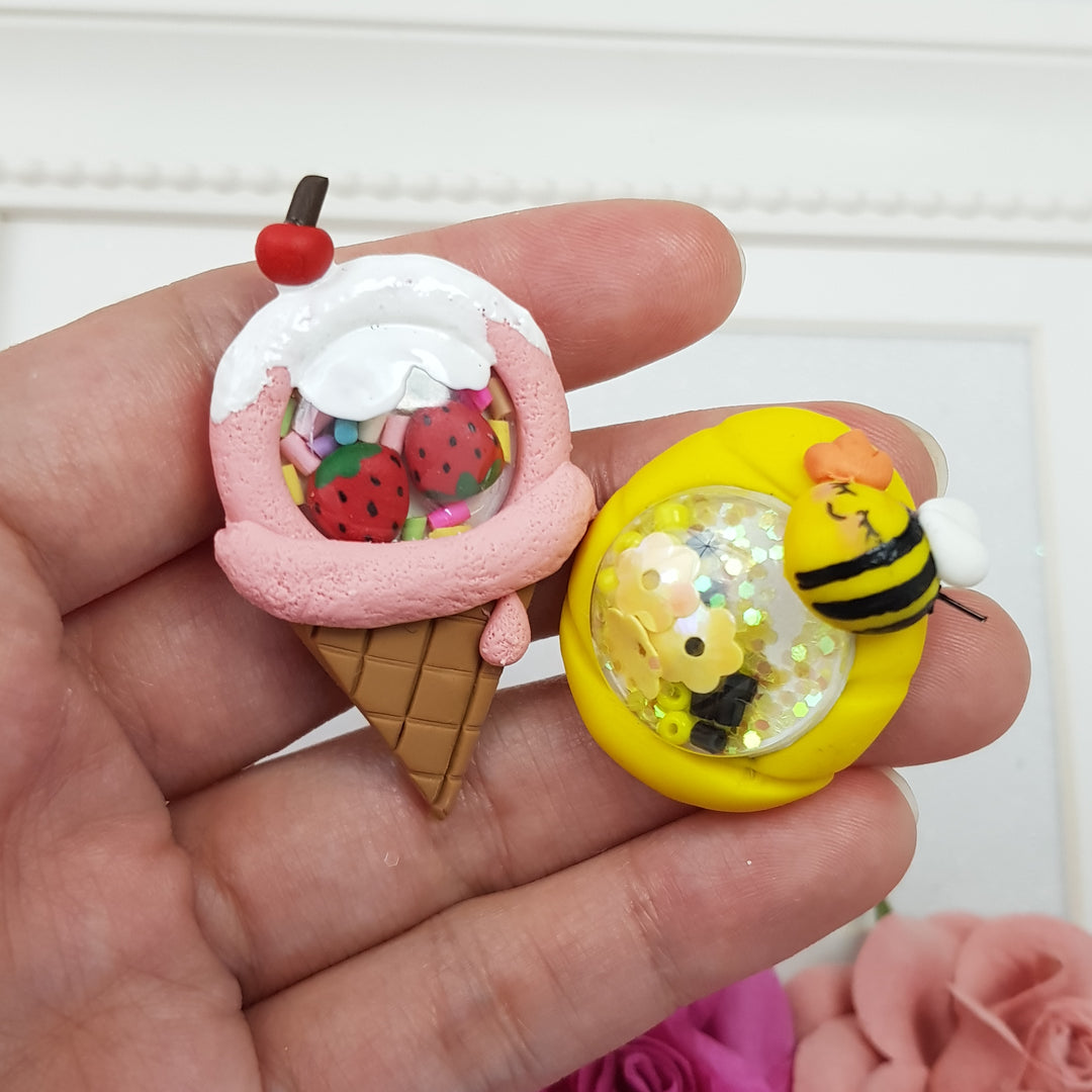 Bee and Ice Cream Summer Shaker - Handmade Flatback Clay Bow Centre