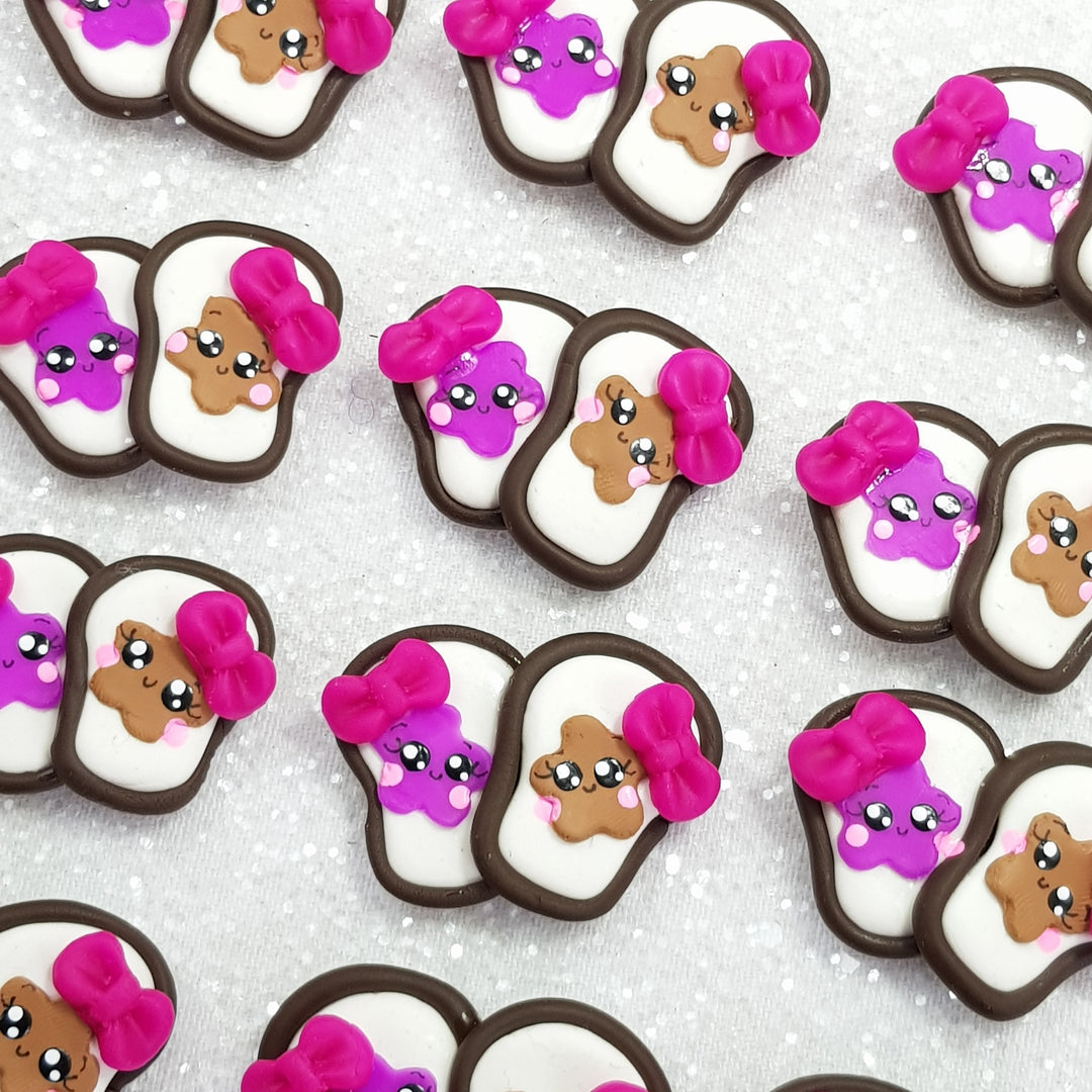 Jelly spead bread - Embellishment Clay Bow Centre