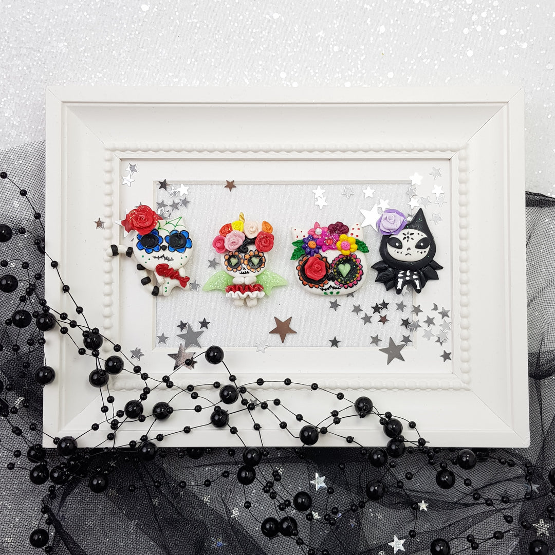 Halloween Skull Gang - Glow in the dark - Embellishment Clay Bow Centre