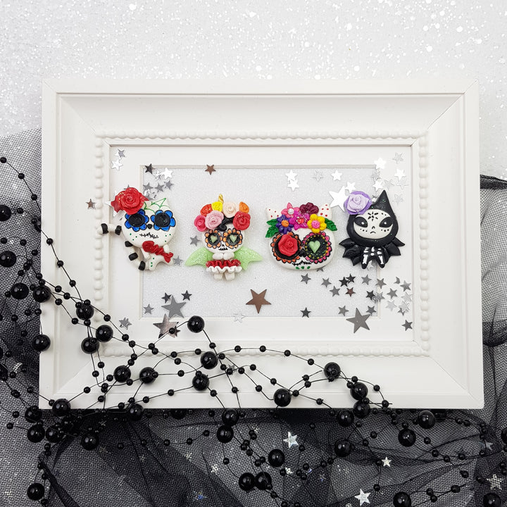 Halloween Skull Gang - Glow in the dark - Embellishment Clay Bow Centre