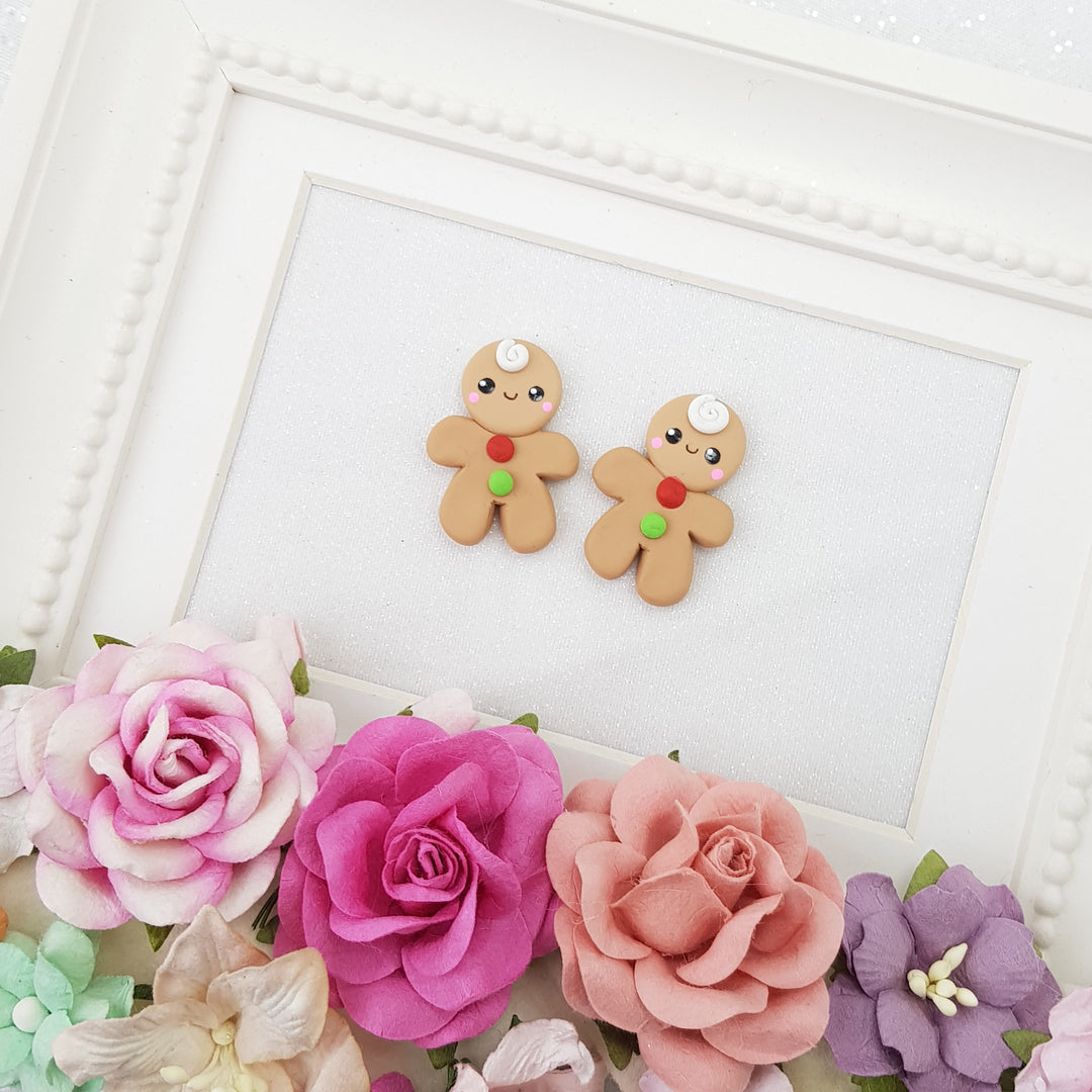 Gingebread - Handmade Flatback Clay Bow Centre