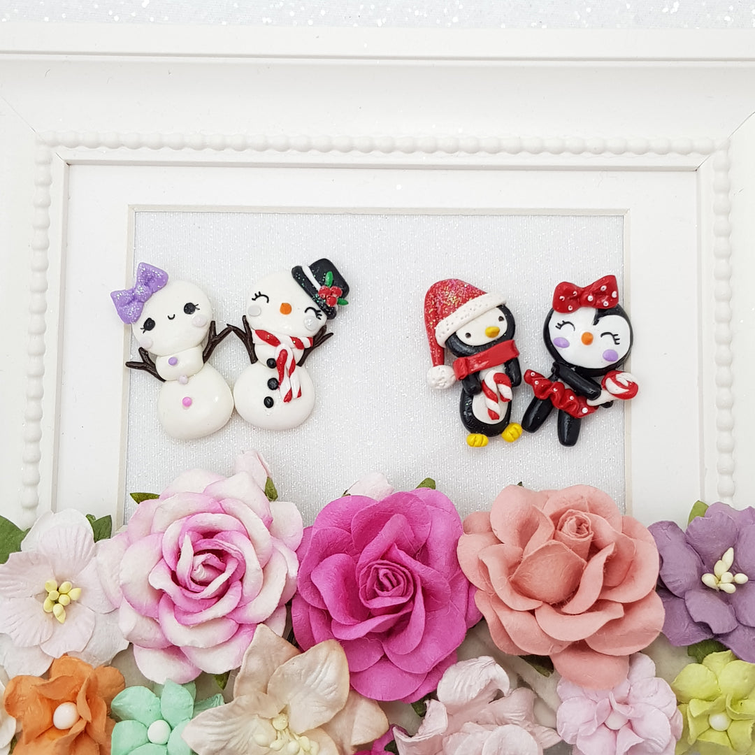 Winter Cute Couple - Handmade Flatback Clay Bow Centre