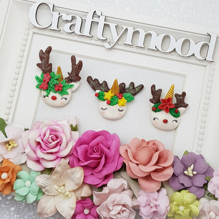Christmas unicorn reindeer head - Embellishment Clay Bow Centre