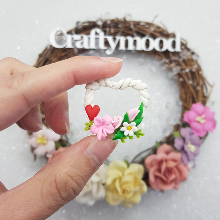 Twig wreath - Embellishment Clay Bow Centre