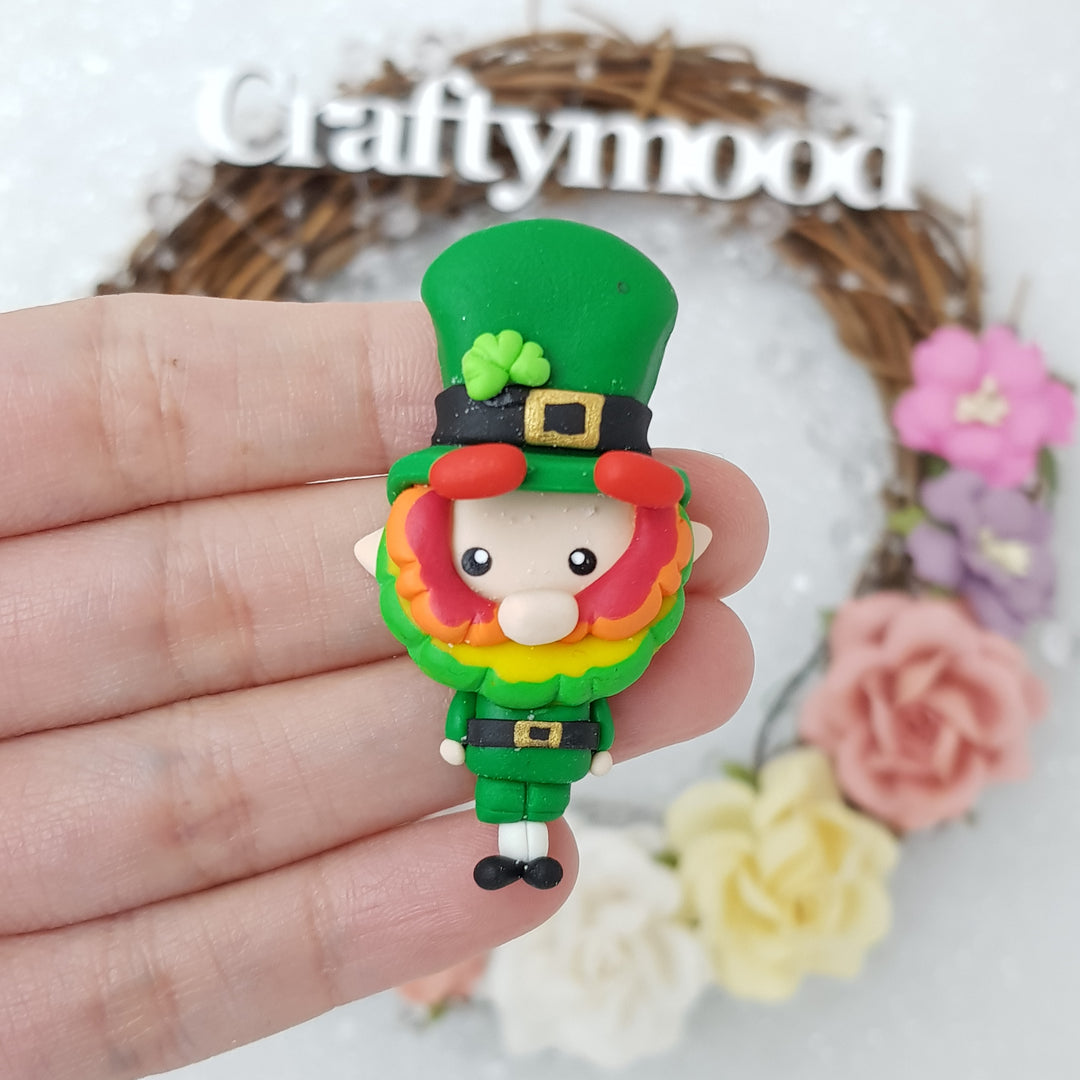 St patrict rainbow laprechaun - Embellishment Clay Bow Centre