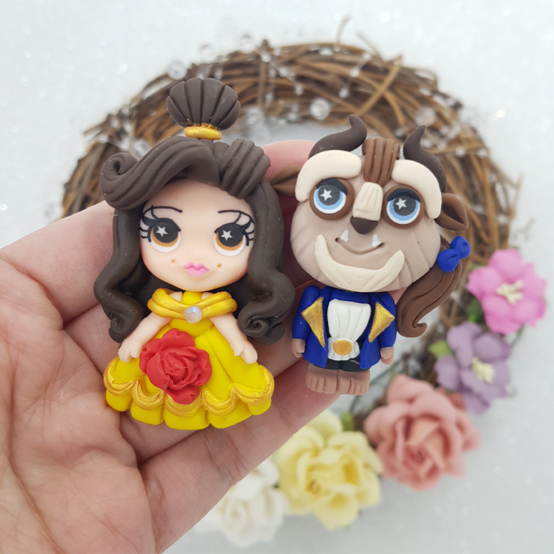 Classic tale princess pout - Handmade Flatback Clay Bow Centre