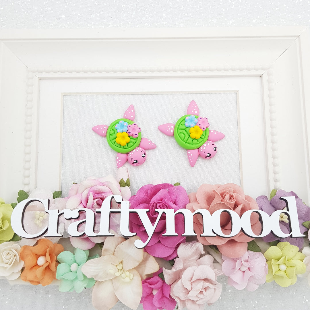 floral turtle - Handmade Flatback Clay Bow Centre