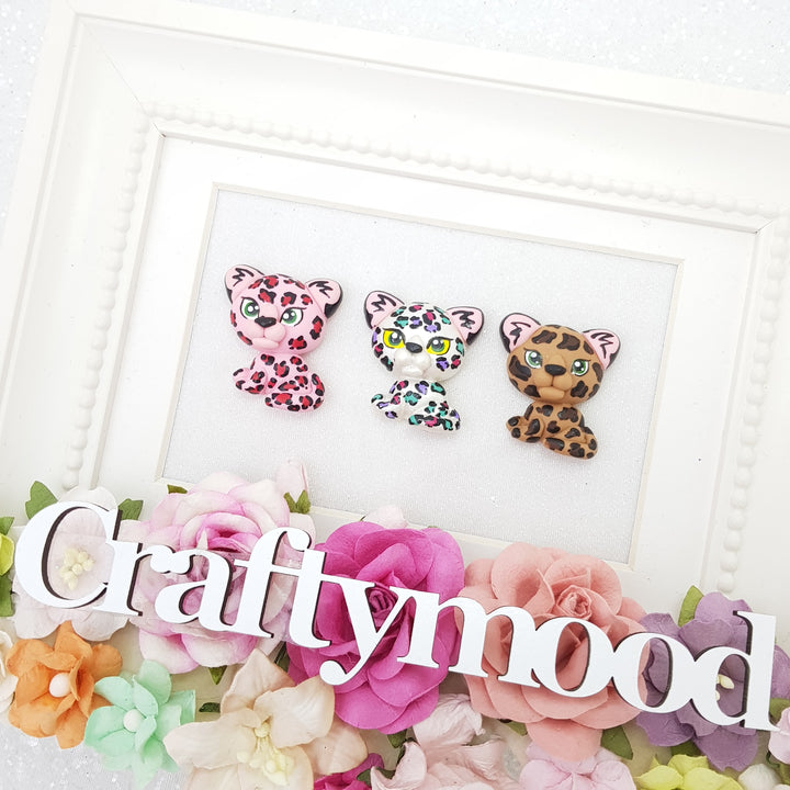Leopard - Handmade Flatback Clay Bow Centre
