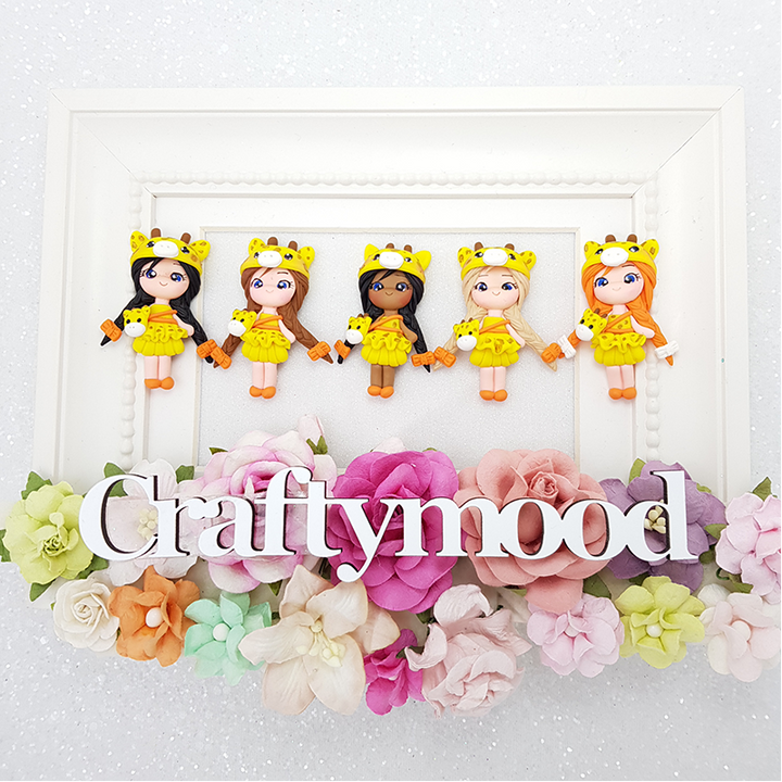 Sale Dressing up giraffe girl - Embellishment Clay Bow Centre