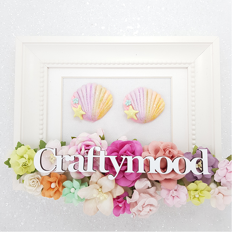 Rainbow shell - Embellishment Clay Bow Centre