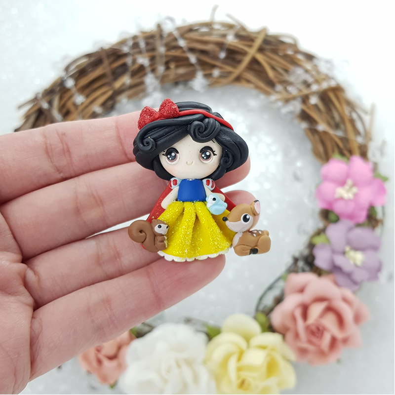 Princess in the wood - Embellishment Clay Bow Centre