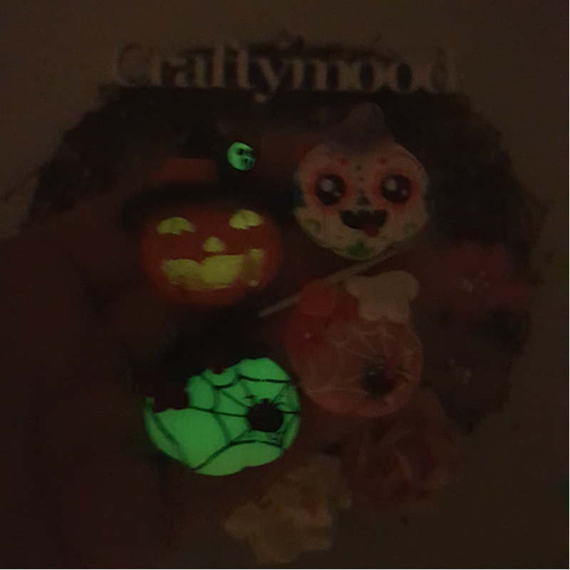 Halloween pumpkin - Handmade Flatback Clay Bow Centre
