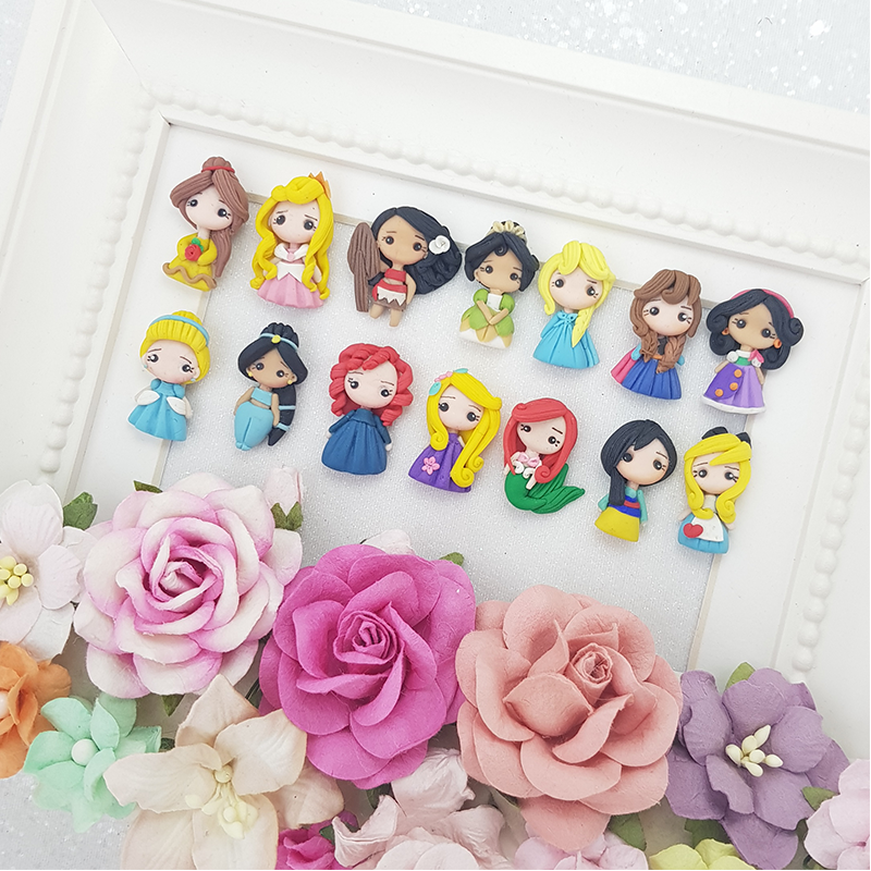 The mini princess - Handmade Flatback Clay Bow Centre