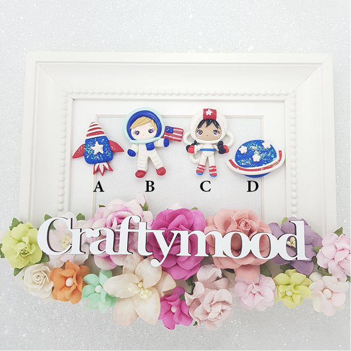 The astronauts friends - Handmade Flatback Clay Bow Centre