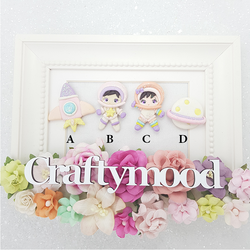 Purple astronauts friends - Embellishment Clay Bow Centre