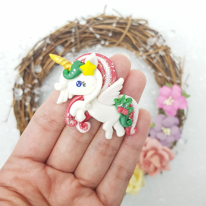 Christmas unicorn - Embellishment Clay Bow Centre