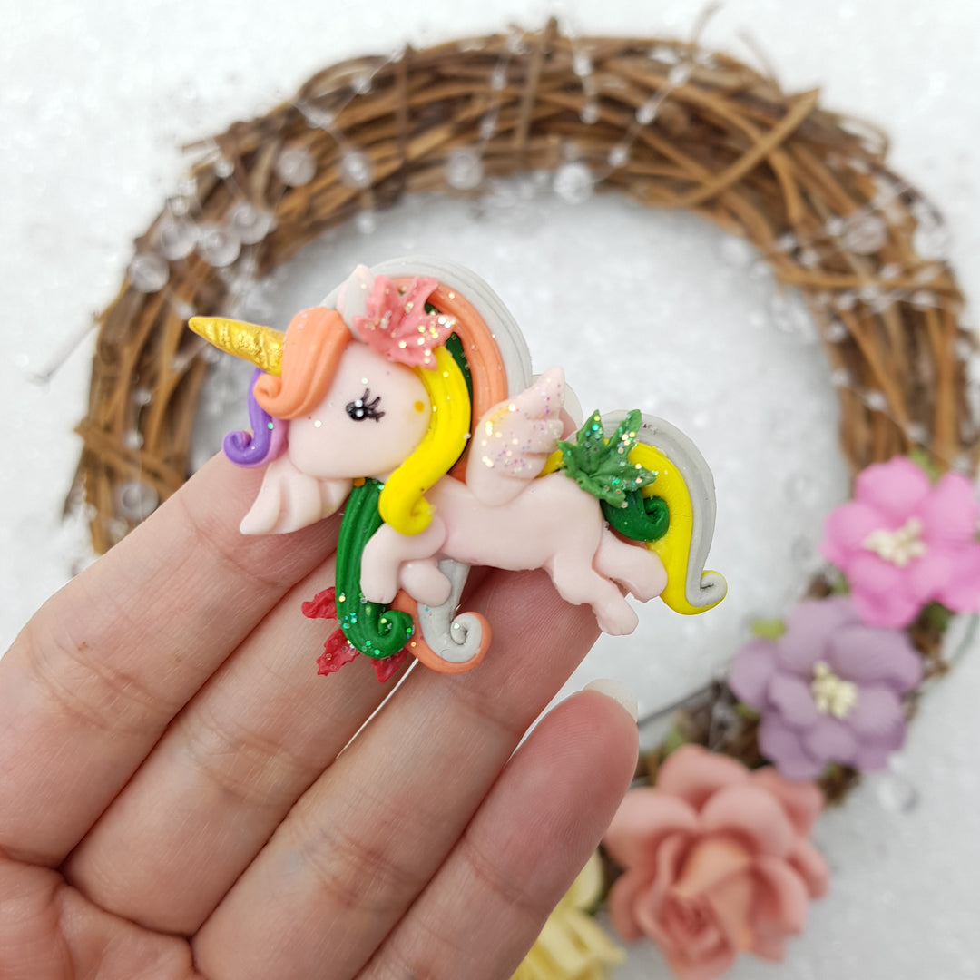 Autumn unicorn - Embellishment Clay Bow Centre