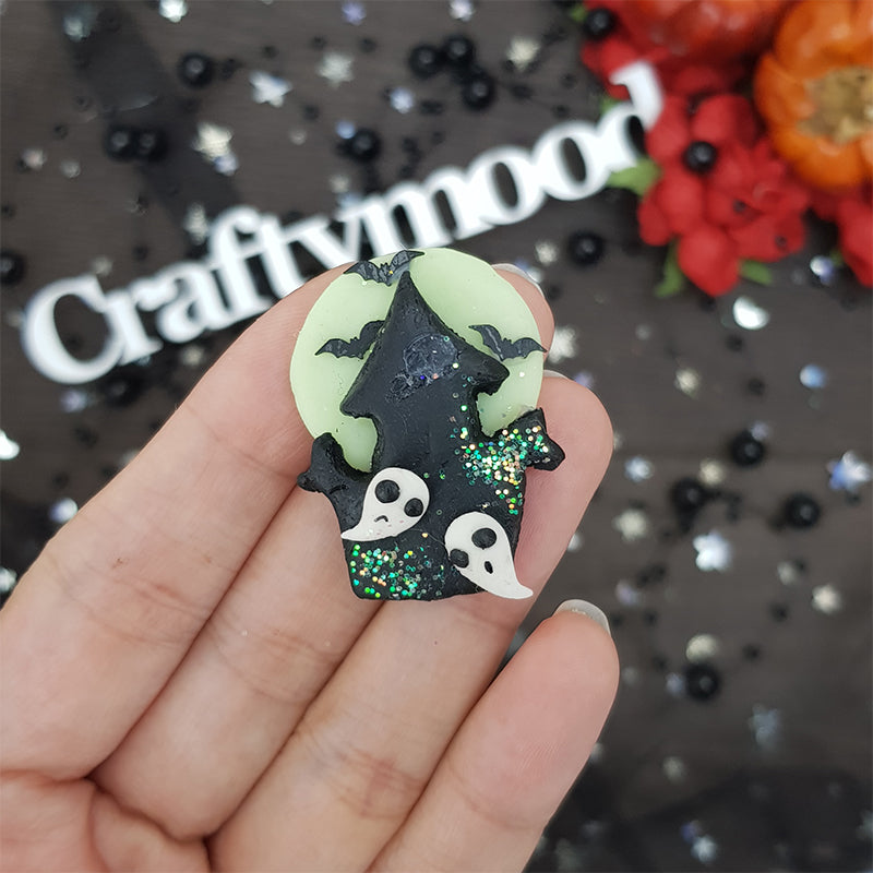 Green moon castle - Embellishment Clay Bow Centre