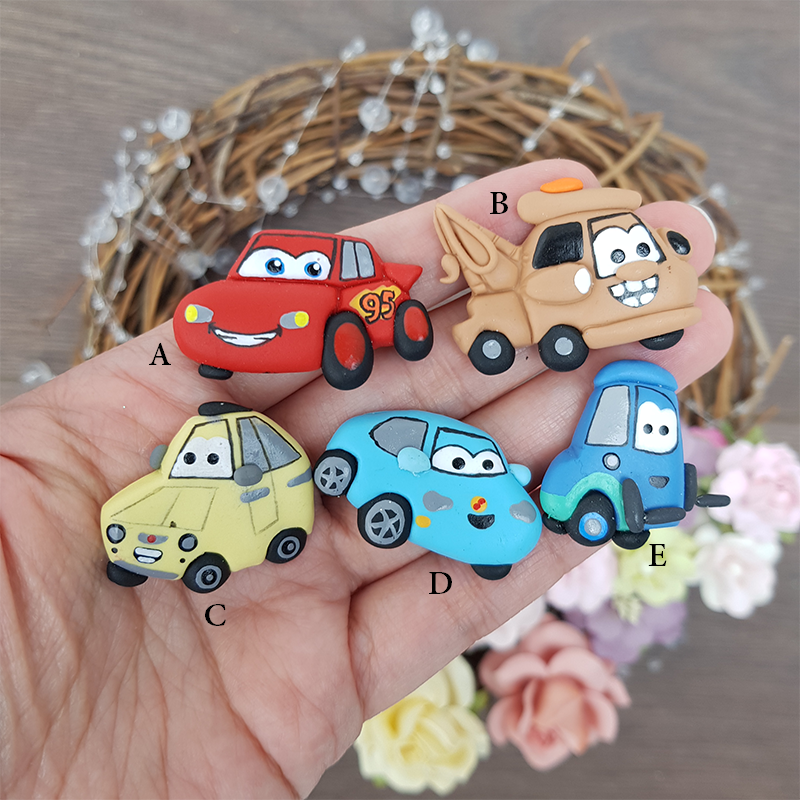 Classic cars - Handmade Flatback Clay Bow Centre