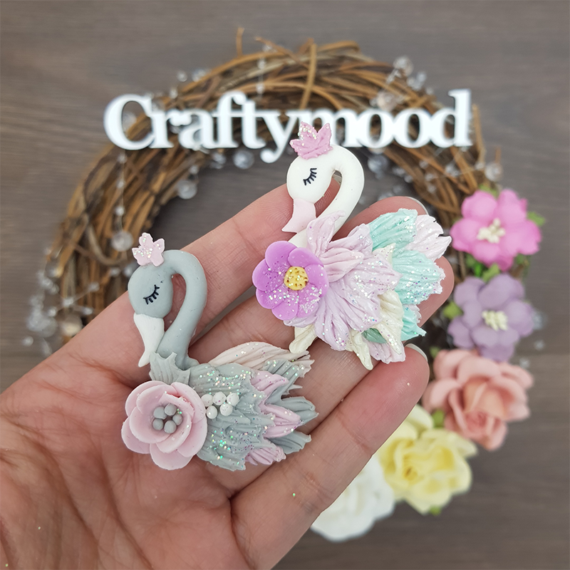 Winter flower swan - Handmade Flatback Clay Bow Centre