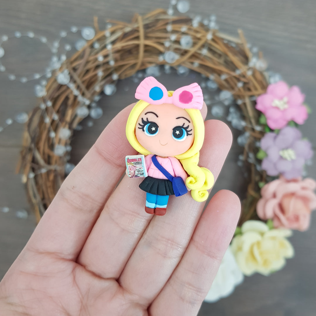 Wizard Yellow hair girl - Handmade Flatback Clay Bow Centre
