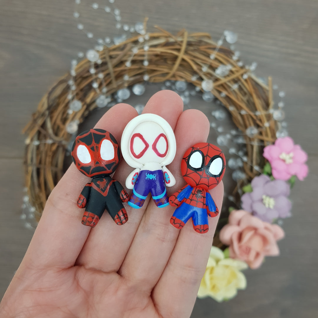Spider friend man - Handmade Flatback Clay Bow Centre