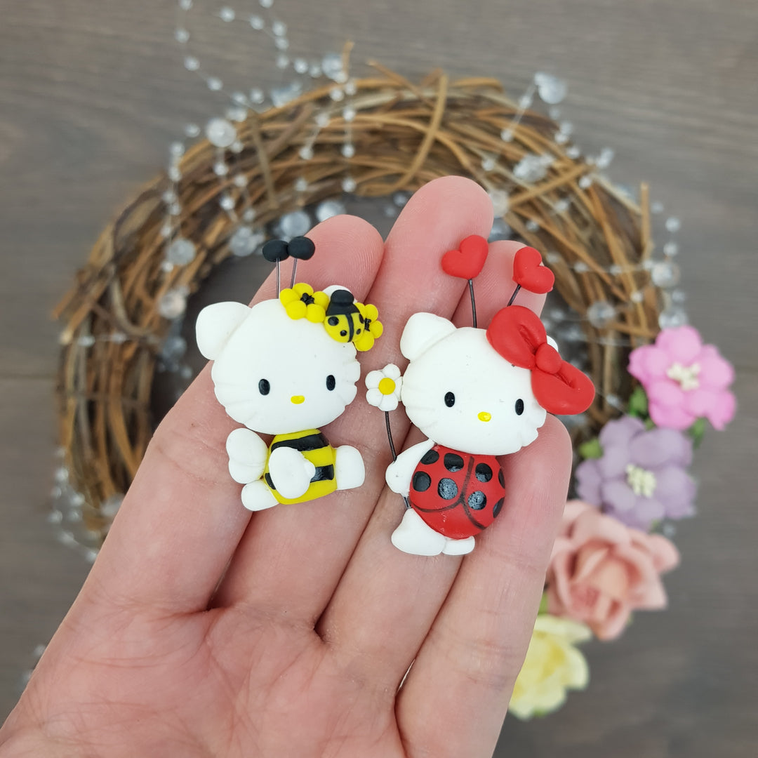 Bee and bug kitty - Handmade Flatback Clay Bow Centre