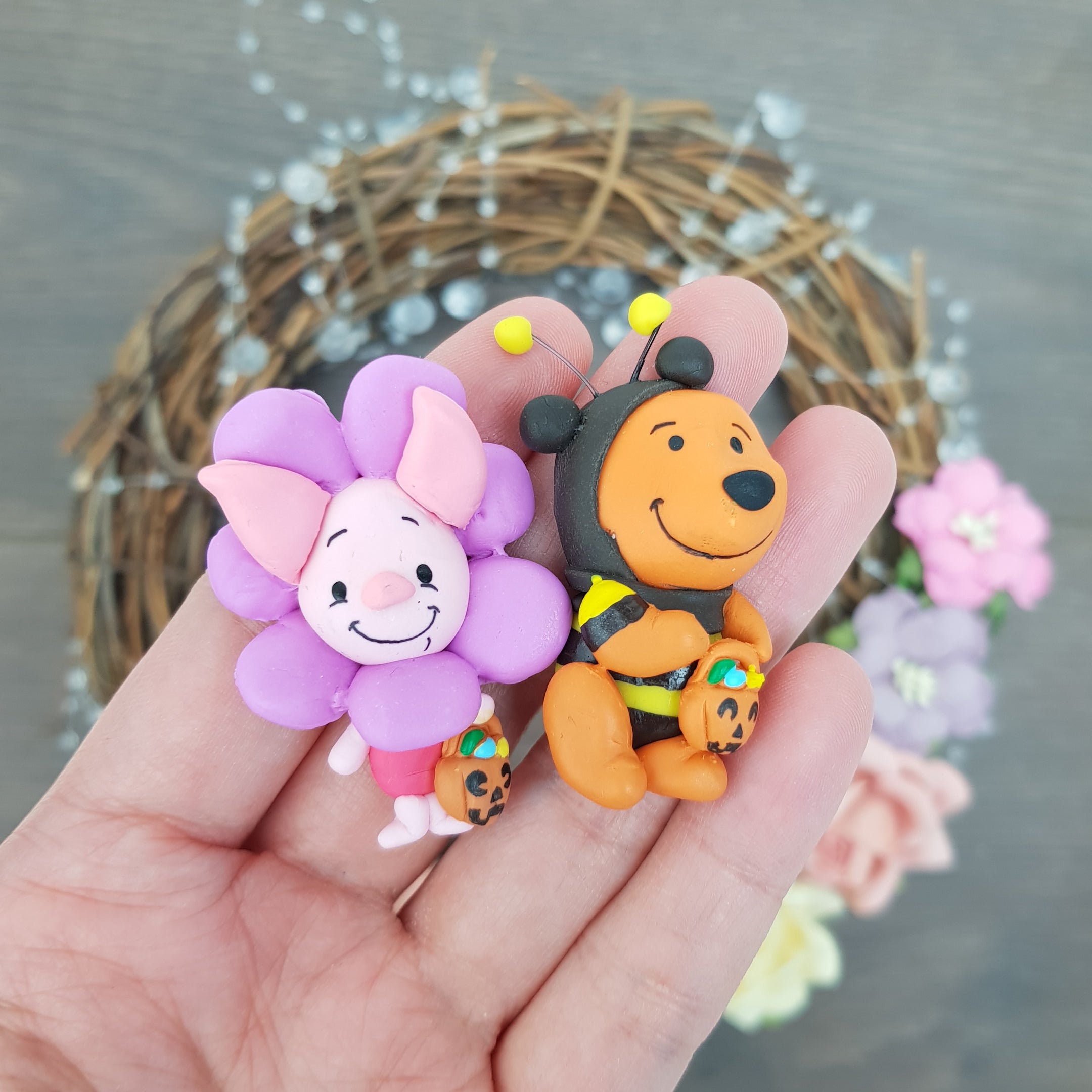 cute-wood-tiger-and-pig-embellishment-clay-bow-centre-crafty-mood