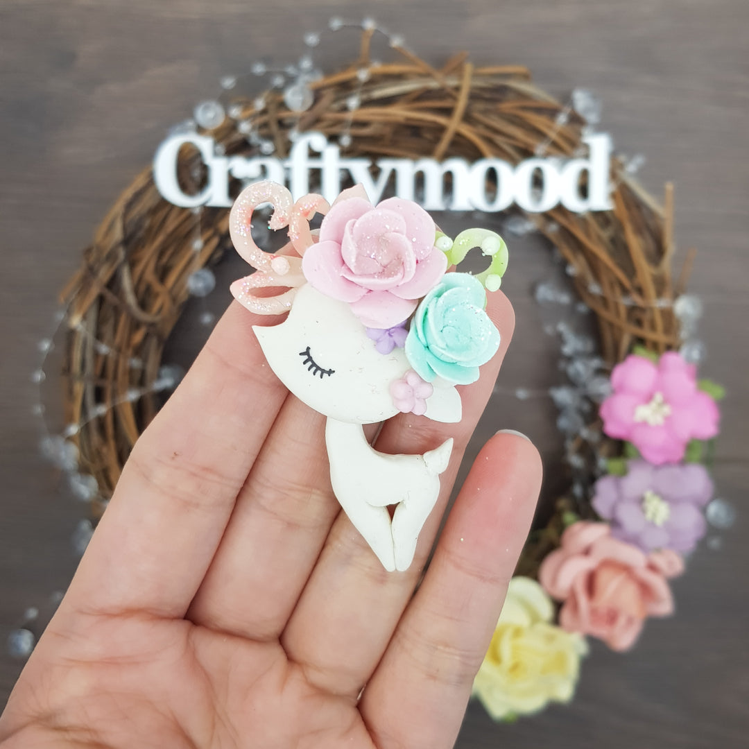 Flowers sleepy deer - Embellishment Clay Bow Centre