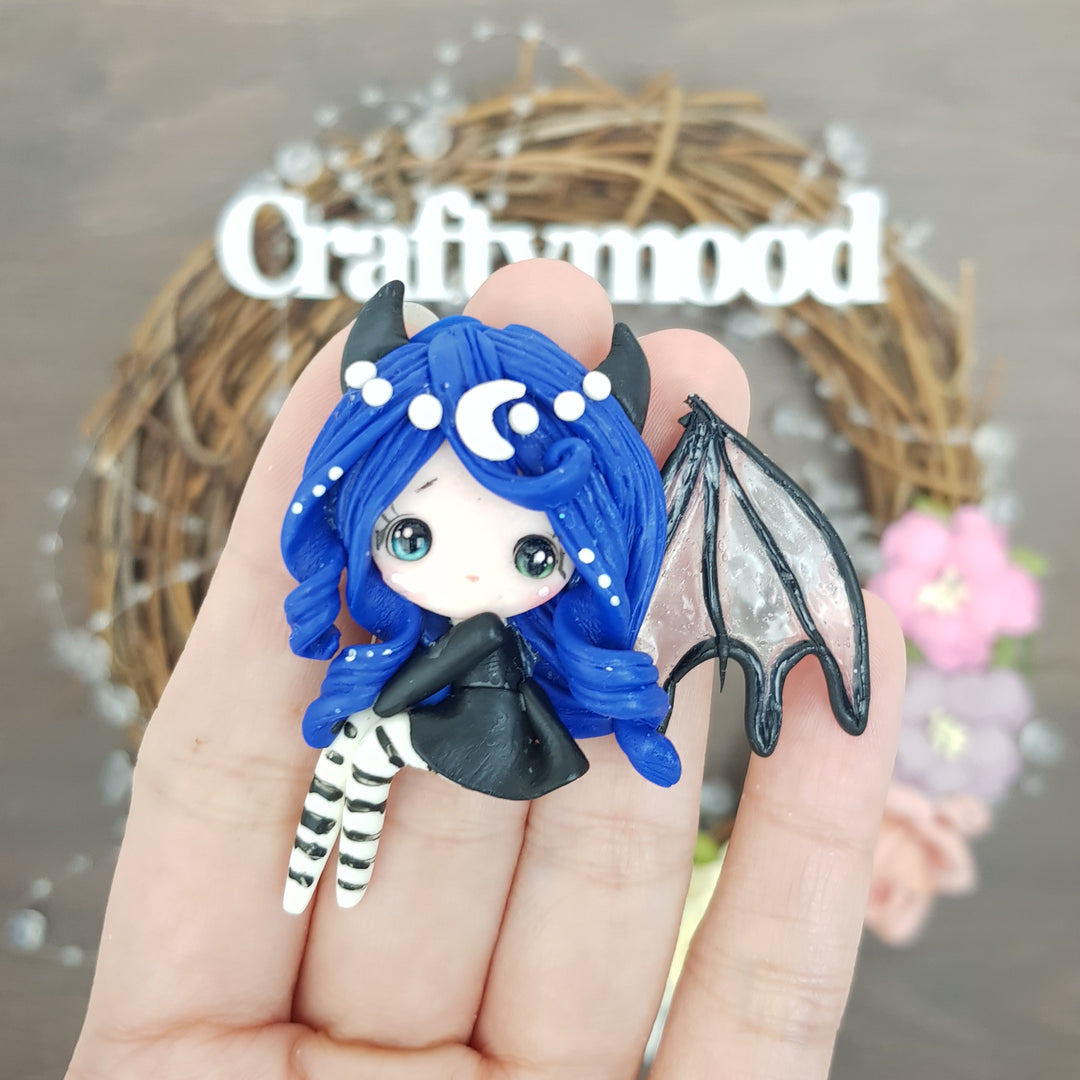 Halloween bat girl - Embellishment Clay Bow Centre