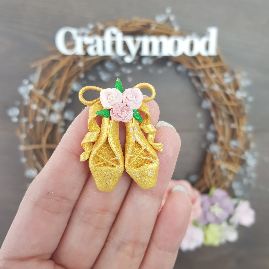 Golden ballerina shoes - Handmade Flatback Clay Bow Centre