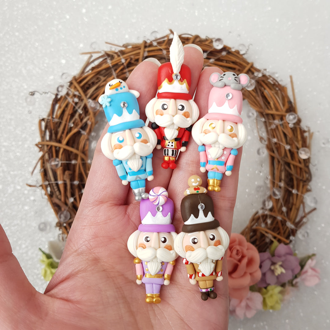 Nutcrackers - Embellishment Clay Bow Centre