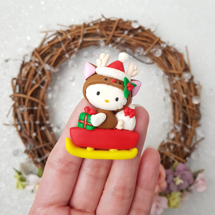 Christmas kitty - Embellishment Clay Bow Centre