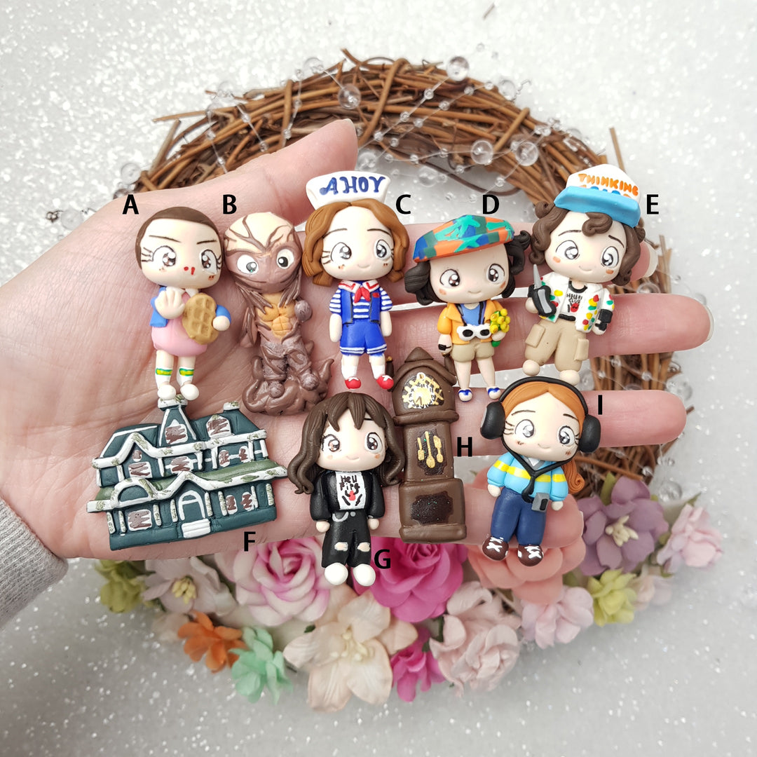 Strange world friends - Embellishment Clay Bow Centre