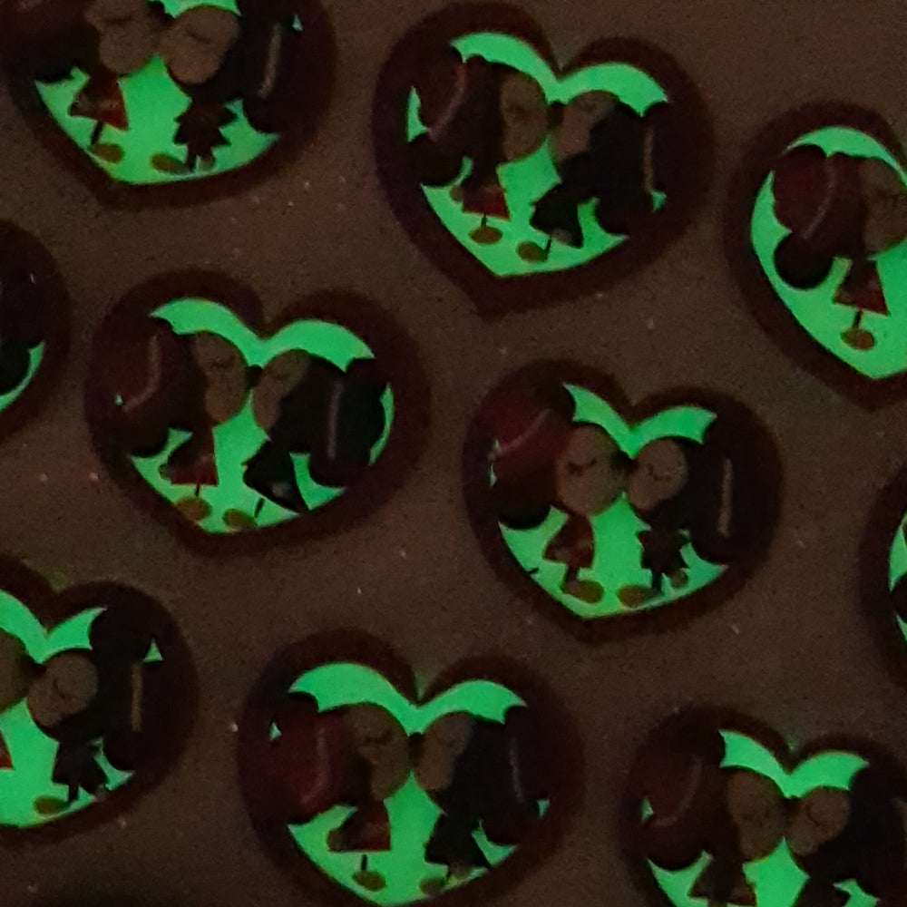 Kiss Mouse - Embellishment Clay Bow Centre - Crafty Mood