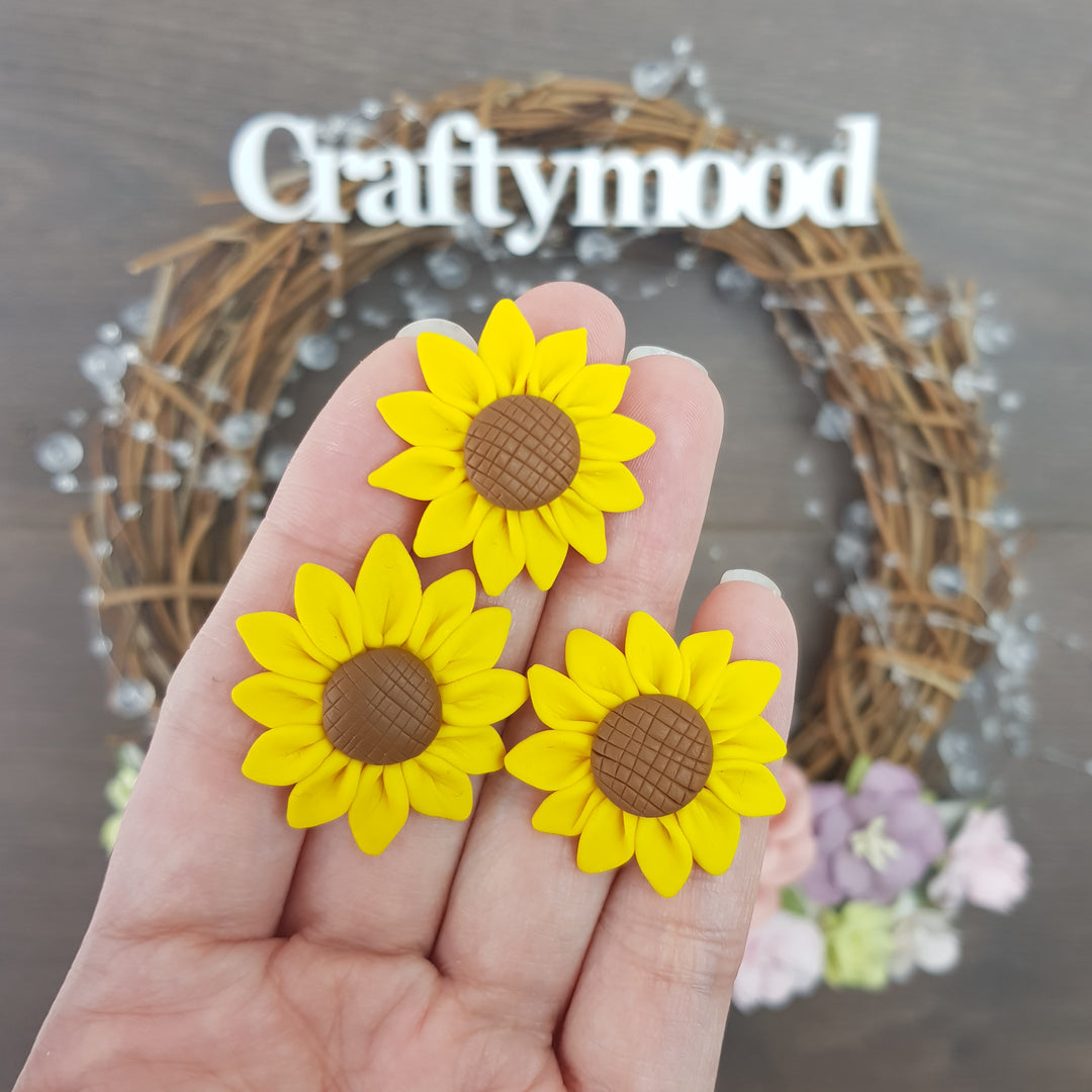 Sunflower - Embellishment Clay Bow Centre
