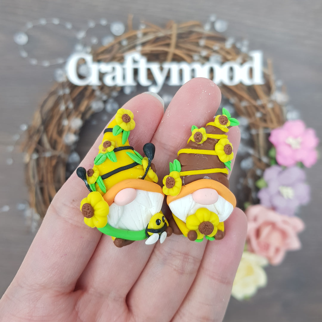 Sunflower, ladybug and bee gnome - Embellishment Clay Bow Centre